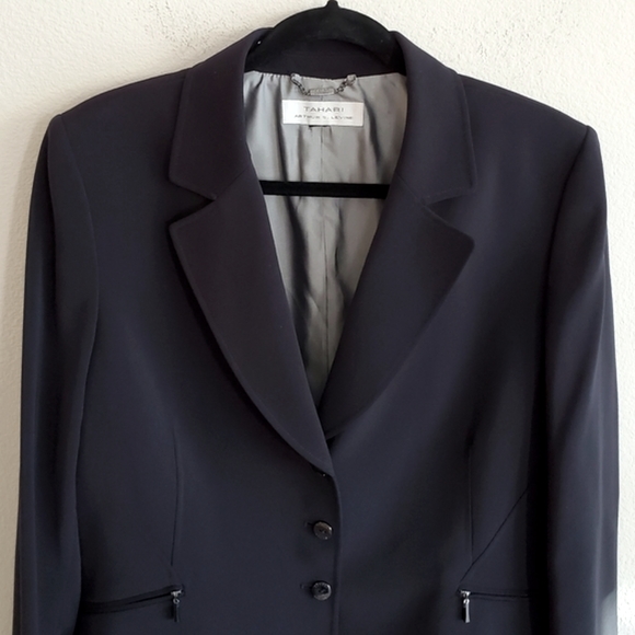 Tahari Black Button Front Blazer - Picture 2 of 14